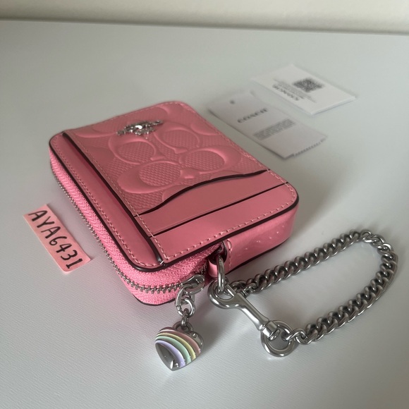 Coach Card Case🎈🎈 - Picture 3 of 8